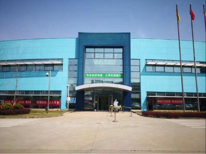武汉市委书记王忠林在东湖新技术开发区调研复工复产情况